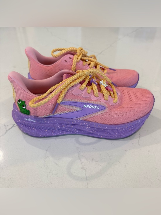Brooks Shoes - 2026 Run Disney x Brooks Ghost 17 Rapunzel Sneakers Size 6.5